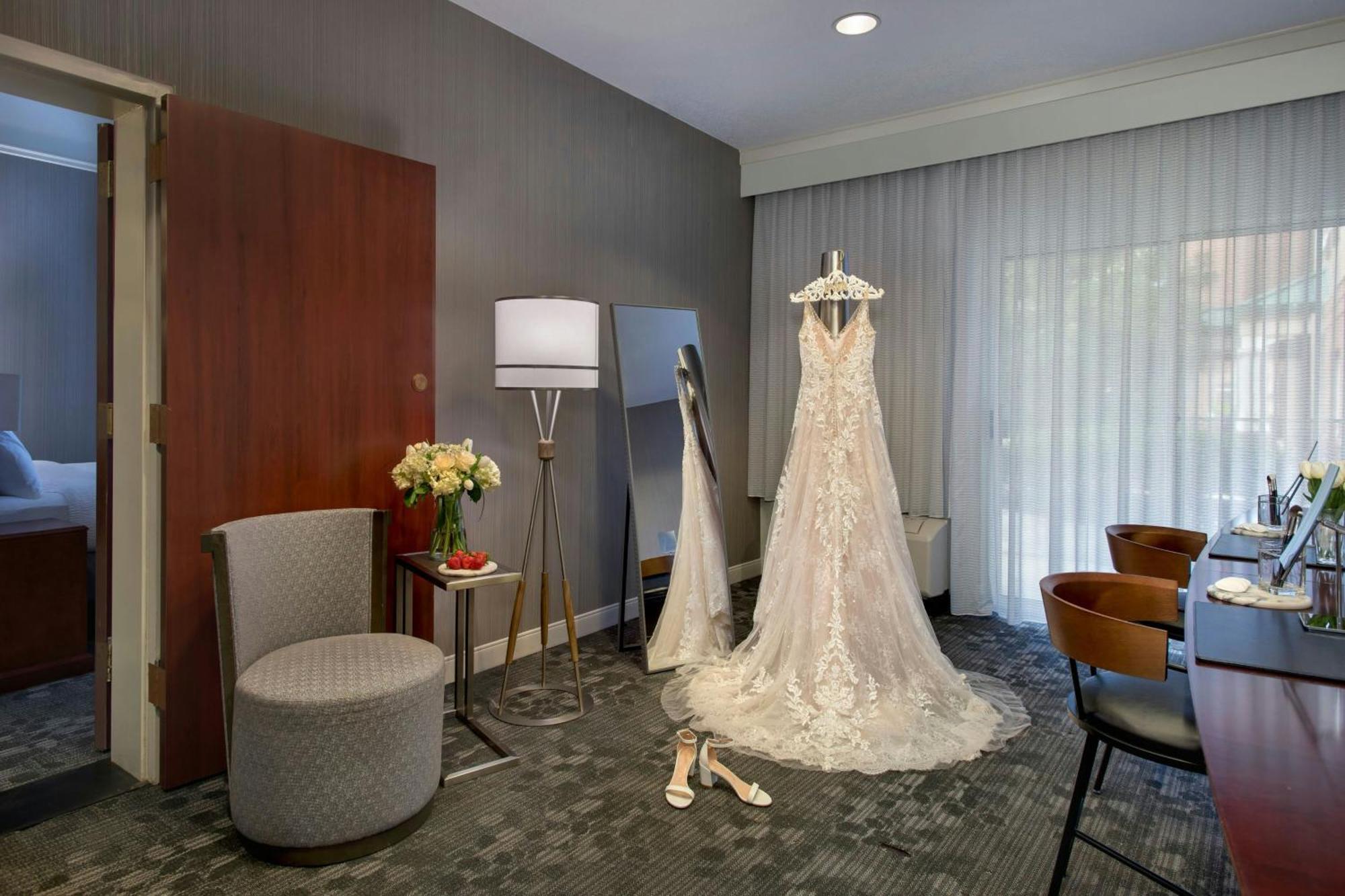 Courtyard By Marriott Basking Ridge